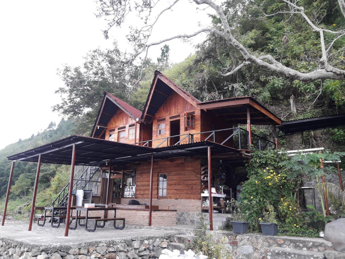 Pondok Berata Dapdap Балиге Екстериор снимка
